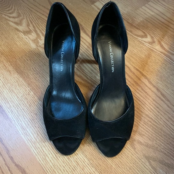 Vianni Collection Suede Peep toe Heels | 6.5 - Picture 2 of 6